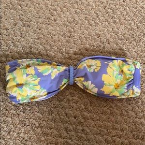 Tommy Hilfiger swim top. Periwinkle floral